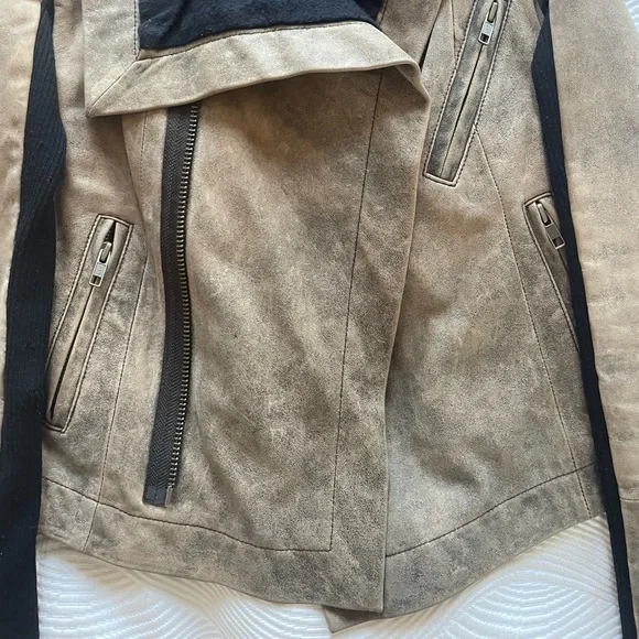 Veda Max Classic Suede Jacket - Picture 10 of 13